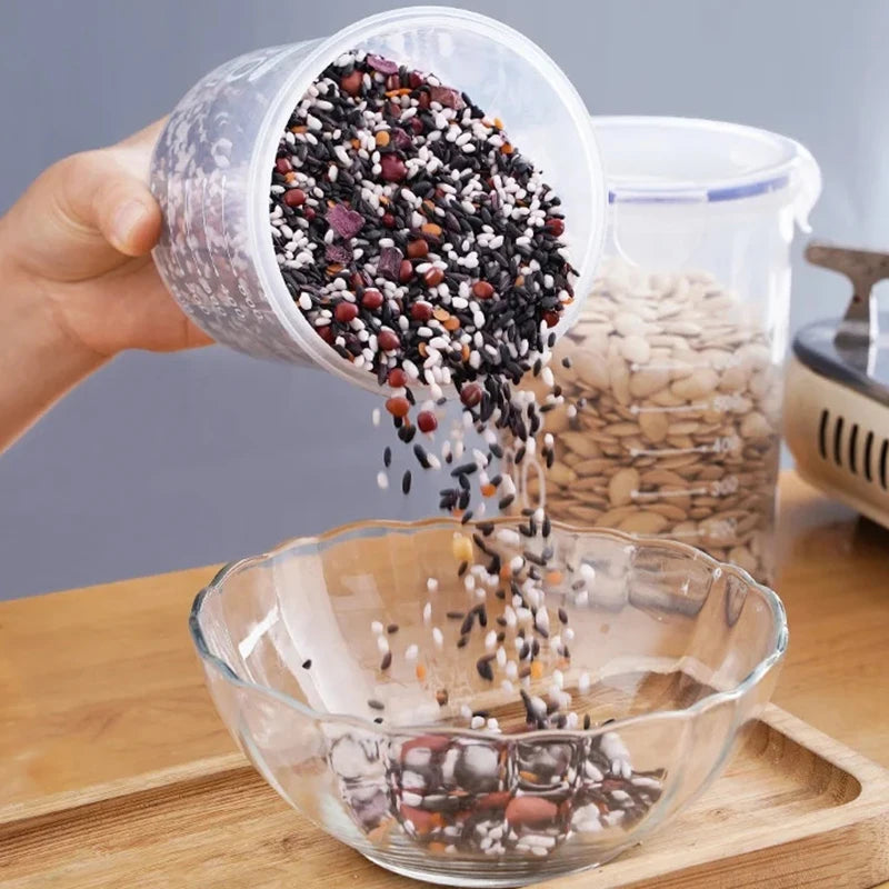 Tanque sellado de plástico